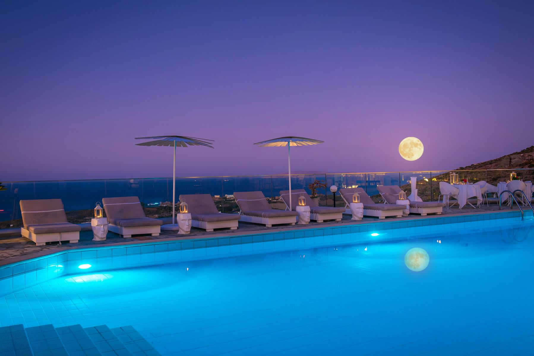 happy Cretan Suites pool